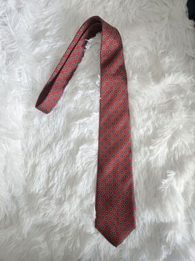 Vintage Hathaway Men’s Silk Necktie - Red Medallion Geometric Print  Made in USA